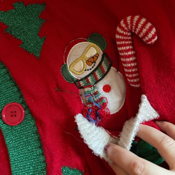 Ugly Sweater - Picture 3 of 8